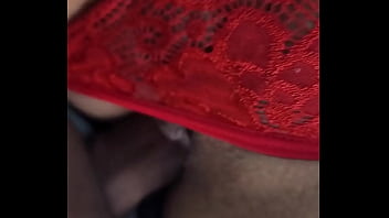 Sexo anal, Encuentro a mi hermanastra descuidada y le follo su enorme culo