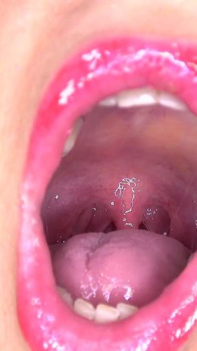 Mouth fetish video with Valentina Sierra