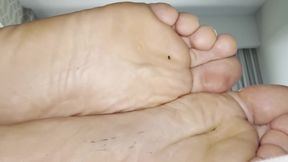 White Guy Feet Soles Worship