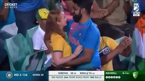 IND vs AUS how to get a together in a cricket stadium
