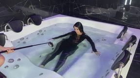 Behind the scenes - filming my stepsister underwater