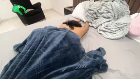 I come twice in a row on my stepmom&#039;s excited pussy