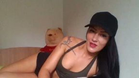 Sexy Brunette Chatting Just Chatting