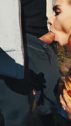 PUBLIC BLOWJOB AND CUMSHOT IN THE MOUTH SLUSTY FITNESS MODEL   Clip 1