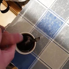 Masturbate cumshot in coffee