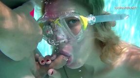 David fucks Samantha underwater hardcore