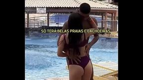 Macho dan&ccedil_ando de sunga preta