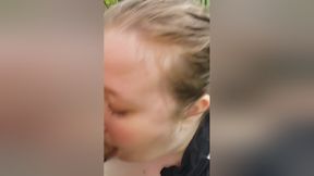 Amwf Outdoor Blowjob