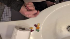 Jerked off in the bathroom and cummed