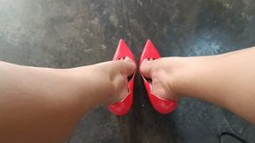 Stephanie ultra sexy dangling on red stilettos