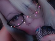 Baby oiled feet, suck on my toes!