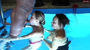 Lucky guy's double blowbang with hot milf and teen