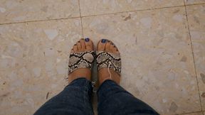 CORK PLATFORM SNAKE PRINT SLIPPERS