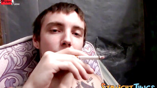 Handsome straight hunk Blinx masturbates in passionate solo