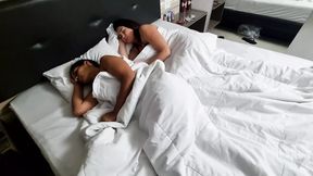 Lesbian Piss Swallow Love - Swallow My Pee My Love