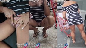 casada safada foi as compras com vestidinho curto e o marido atras gravando