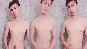 GAY SE HACE PAJA MIENTRAS TOMA UNA DUCHA
