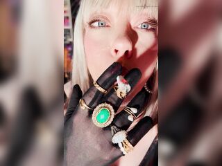 Nylon British Aged Tina Snua Smokin' A Cigarette In Nylon Elbow Gloves & Jewellery - Smoker OMI OME Snap Inhale Drifting