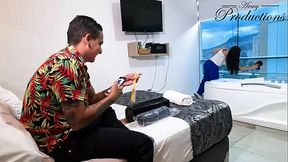 Colombian cleaning girl sucks huge 3D cock deepthroat