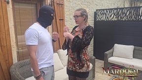 un sportif bogoss a grosse queue me defonce sur ma terrasse