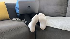 FEET IGNORE IN WHITE SOCKS FOR FOOT LOSER - MOV Mobile Version