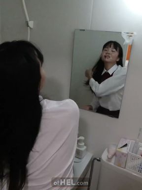 Thank You Blowjob for New Iphone - Lots of Cum on Her Face - POV