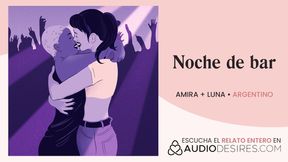 Encuentro en un bar l�sbico acaba en sexo en el ba�o [relatos para tocarme]