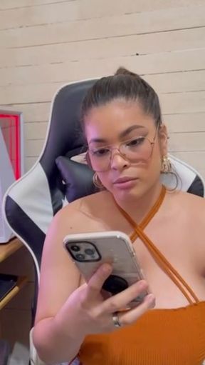 Petite latina strips and gets creampied after fixing internet