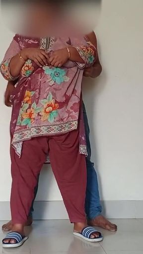 desi village outdoor Desi hot housewife ki chudai   Clip 1