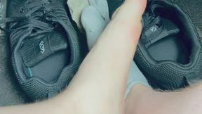 After Gym Shoe & Sock Strip In The Car Showing Off My Feet