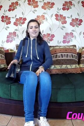 Girl comes for casting and has sex with the photographer, becomes pornstar