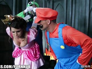 Mario and luigi parody double stuff - Brazzers