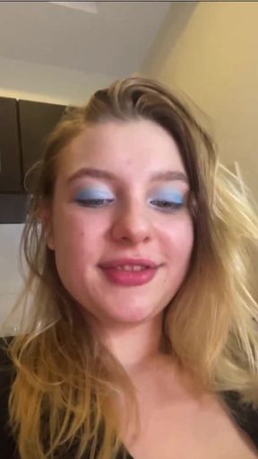 Hot Amateur Sit on Your Face and Masturbate