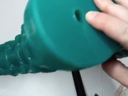 Unboxing Mr Hankey's toys SEAHORSE LARGE METALLIC GREEN MED FIRM