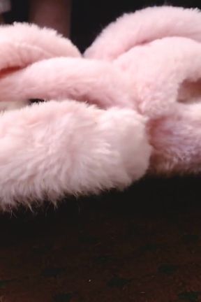 Toe Wiggling Pink Fuzzy Slippers