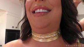 Caucasian Cherie Deville Blowjob