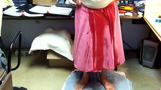 Pee in Pink Skirt #1 - Video 119