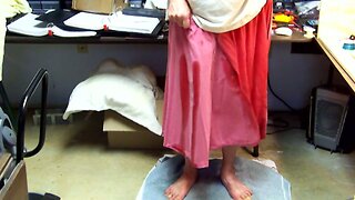 Pee in Pink Skirt #1 - Video 119