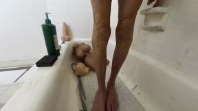 Lizzy Yum SD MARCH 2025 Masturbation Dilating Bathing Edging # 71 (just dilation morning)