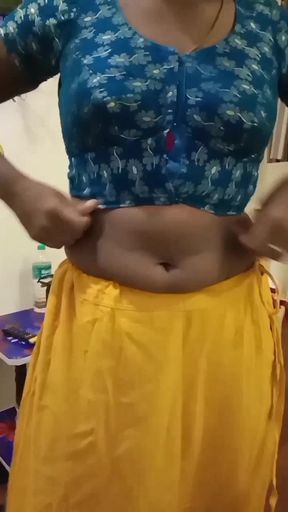 Desi Indian Tamil Hotwife Teases Sugar Daddy in Pink Bra and Saree with Navel Show at Hotel!