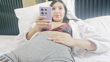 cogiendo con mi hermanastro y me da su leche en mi cara!!