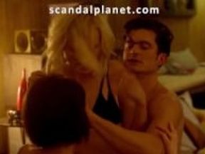 Malin Akerman And Kate Micucci Lesbian Scene