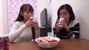 Amateur lesbians picking up lesbians 4