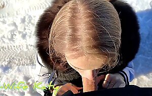 Swife katy, fucked a beauty on the side of the road in winter and finished her pussy