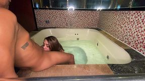 motel with friends on the jacuzzi ffm amateur threesome