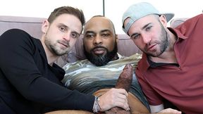 Jerk Off session turns into interracial gay threesome