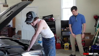 Customer Dicks Down Sexy Gay Country Boy Mechanic Right Through his Wranglers!!