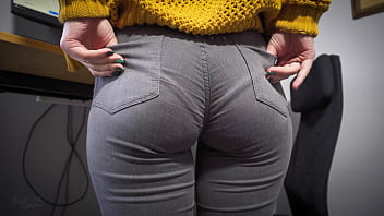 Hot Secretary In Tight Jeans Teases Ass With Visible Panty Line 4K