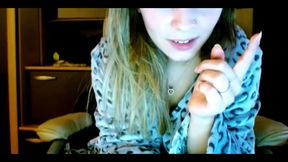 Hot Sexydea Fingering Herself on Live Webcam