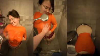 I FUCKS MY NERDY STEPSISTER IN THE SHOWER WHILE PARENTS WATCHING TV